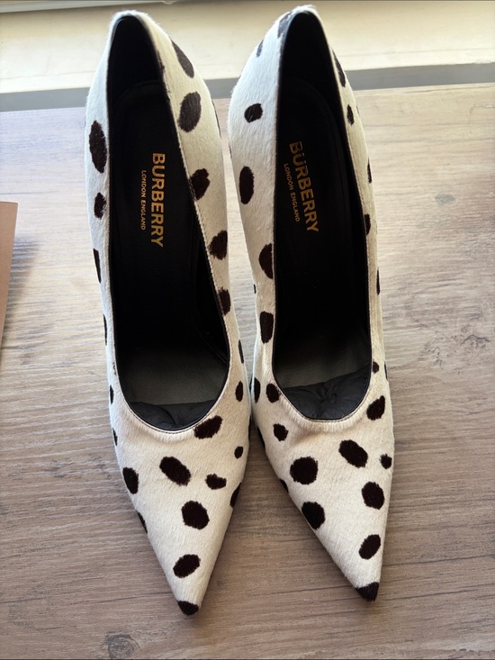 Burberry Shoes - NWT Burberry Ava Cream & Black Dalmatian-Spot Pointed-Toe Pumps